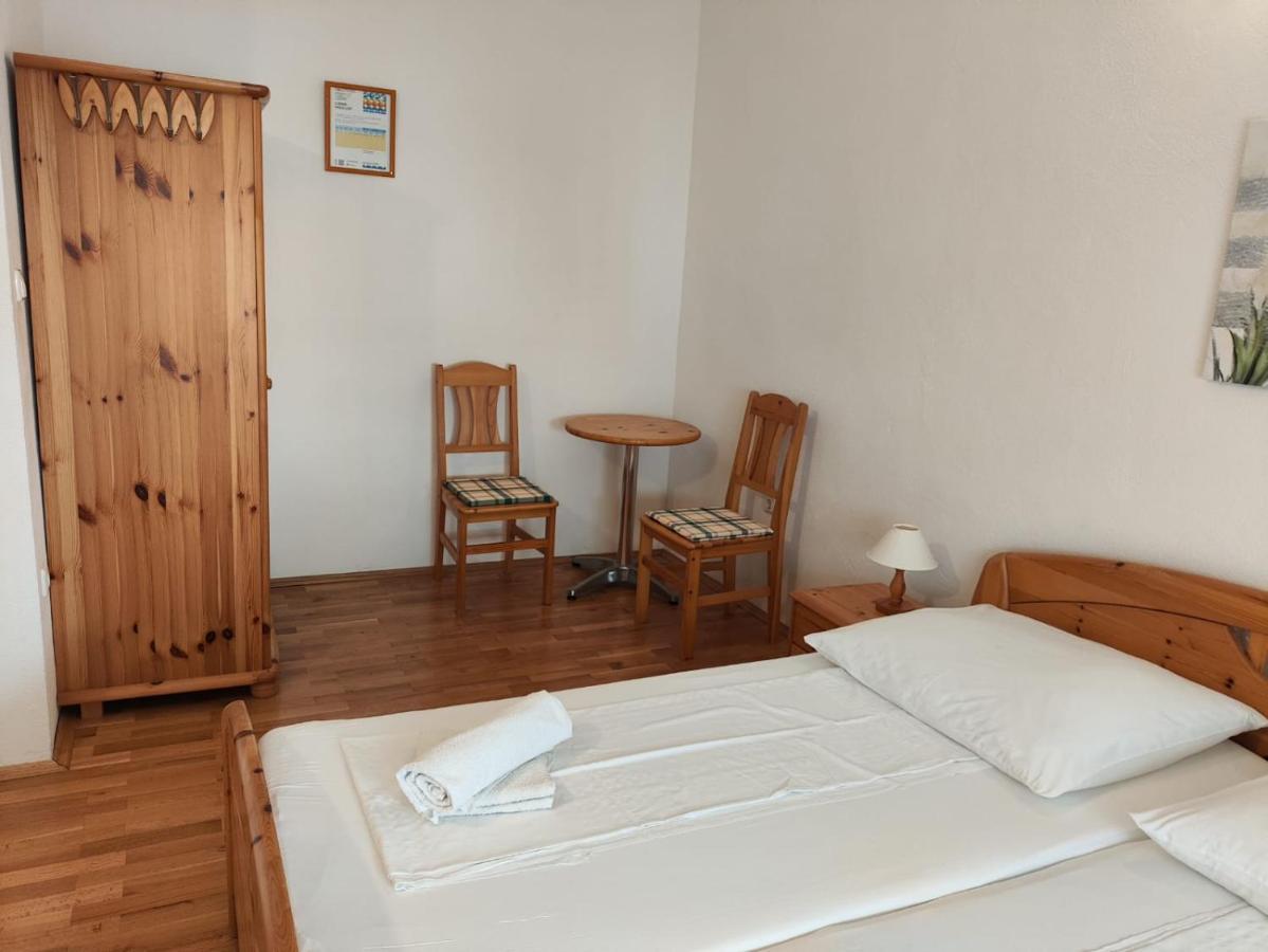 Villa Niko Podstrana Exterior photo